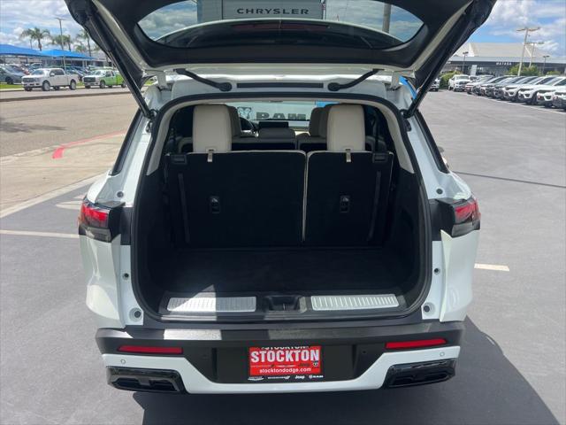 2023 INFINITI QX60 LUXE AWD