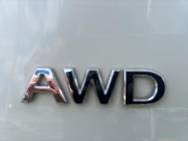 2023 INFINITI QX60 LUXE AWD