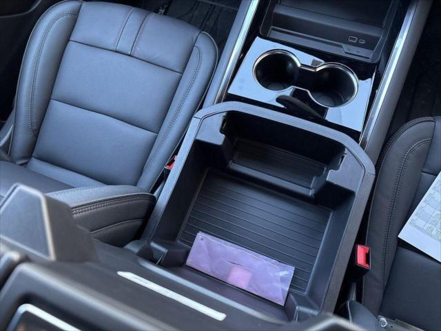 2026 Chevrolet Suburban RST, 4WD