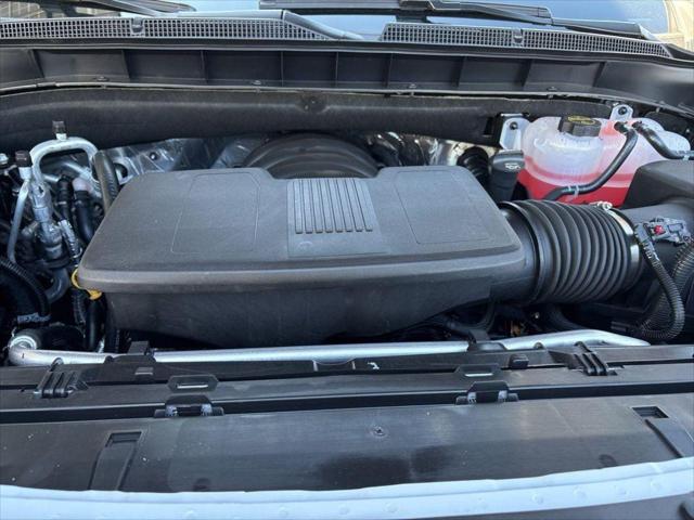 2026 Chevrolet Suburban RST, 4WD