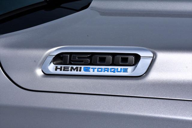 2022 Ram 1500 Big Horn Crew Cab 4x4 5'7" Box