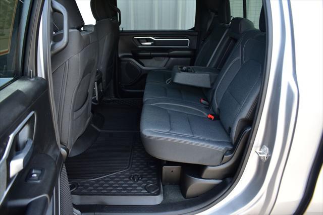 2022 Ram 1500 Big Horn Crew Cab 4x4 5'7" Box