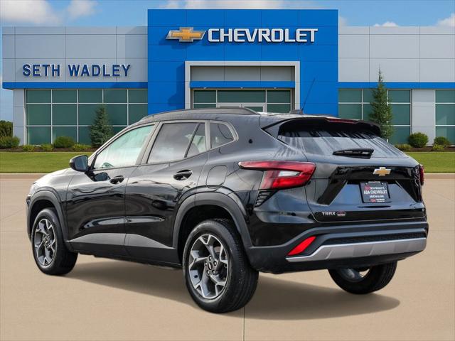 2025 Chevrolet Trax FWD LT
