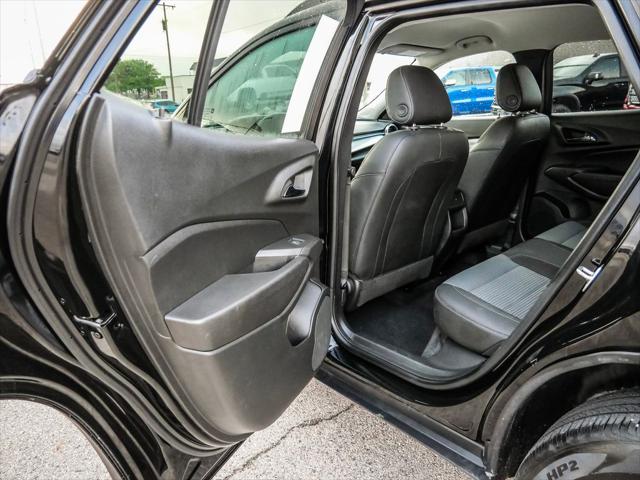 2025 Chevrolet Trax FWD LT