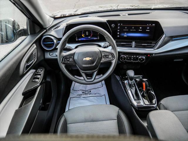2025 Chevrolet Trax FWD LT