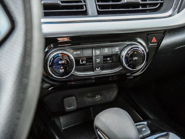 2025 Chevrolet Trax FWD LT