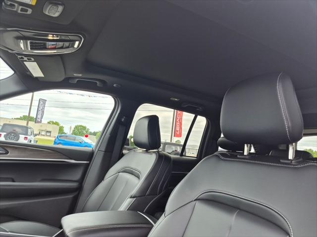 2026 Jeep Grand Cherokee Limited 4x2