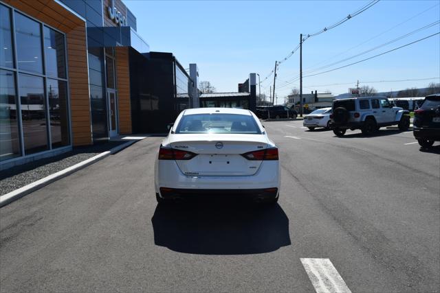 2023 Nissan Altima SR Intelligent AWD 2023 Nissan Altima SR Intelligent AWD