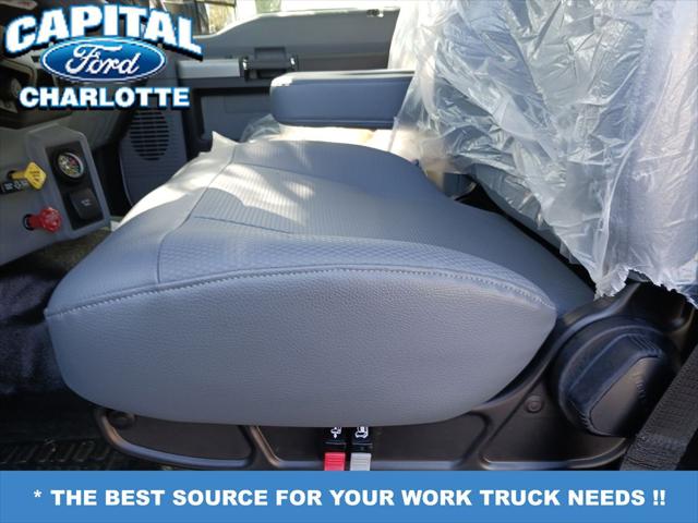 2027 Ford F-750 Base