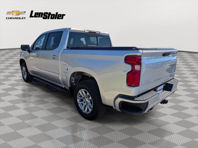 2022 Chevrolet Silverado 1500 4WD Crew Cab Short Bed RST