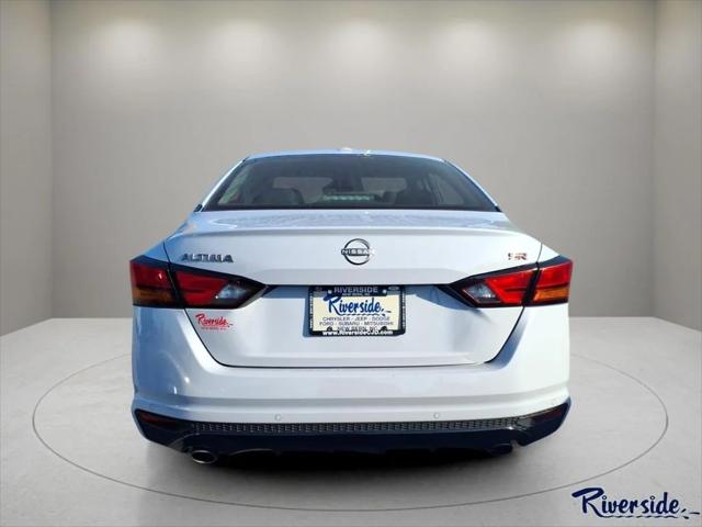 2024 Nissan Altima SR FWD