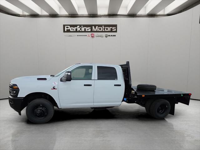 2026 RAM Ram 3500 Chassis Cab RAM 3500 TRADESMAN CREW CAB CHASSIS 4X4 60 CA