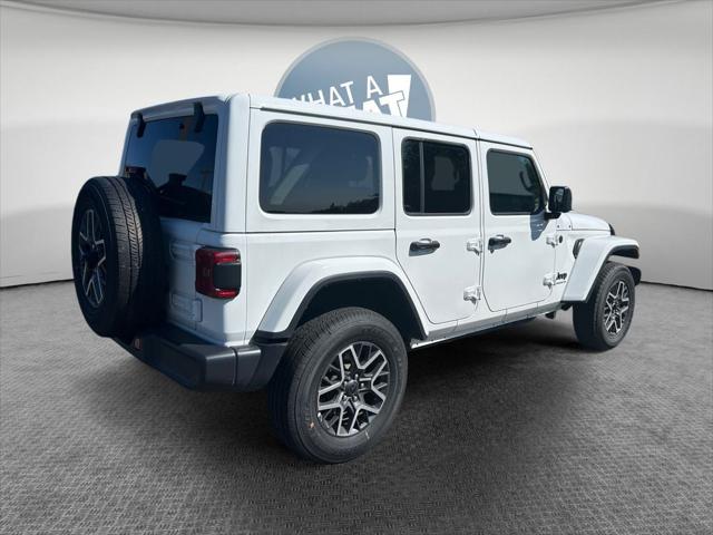 2025 Jeep Wrangler 4-Door Sahara 4x4