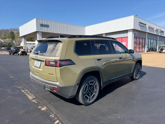 2026 Jeep Cherokee CHEROKEE LAREDO 4X4