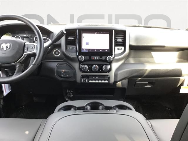 2026 RAM Ram 3500 Chassis Cab RAM 3500 TRADESMAN CREW CAB CHASSIS 4X4 60 CA