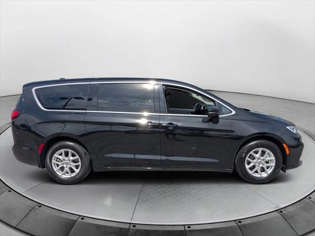 2023 Chrysler Pacifica Touring L 2023 Chrysler Pacifica Touring L