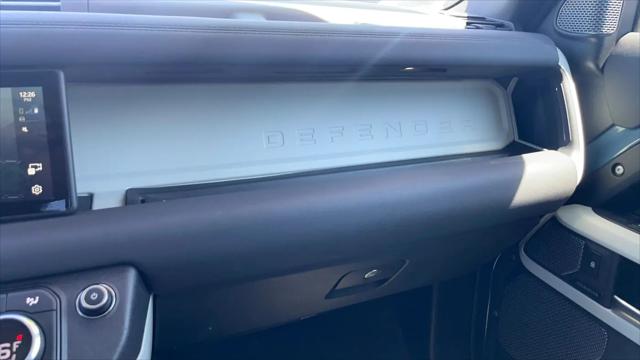 2021 Land Rover Defender 110 SE