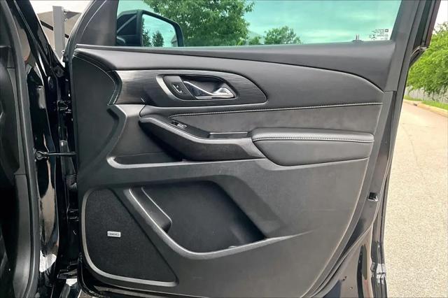 2023 Chevrolet Traverse AWD High Country