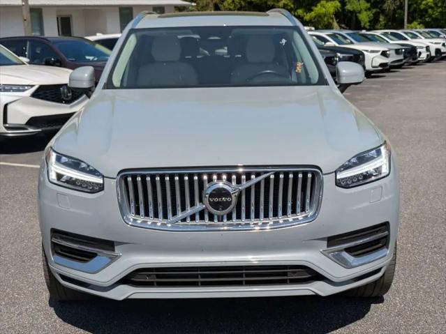 2025 Volvo XC90 Plug-In Hybrid T8 Plus 6-Seater