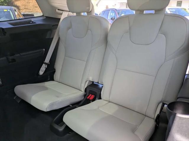 2025 Volvo XC90 Plug-In Hybrid T8 Plus 6-Seater