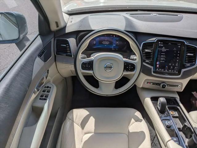 2025 Volvo XC90 Plug-In Hybrid T8 Plus 6-Seater