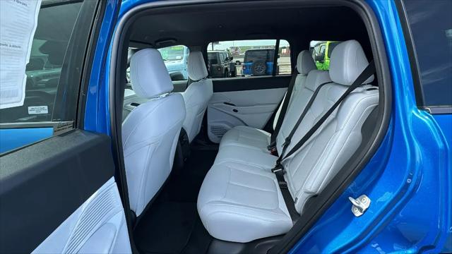 2026 Jeep Cherokee Laredo 4x4