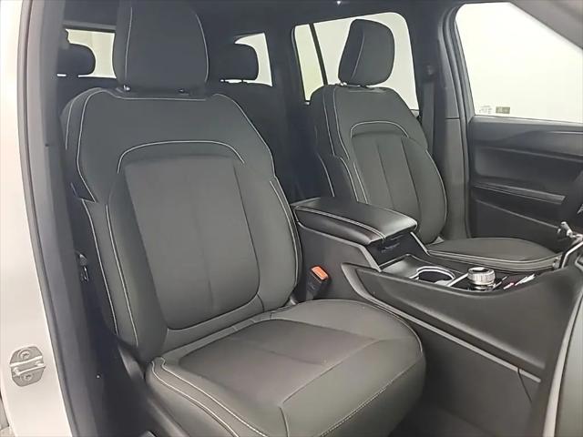 2024 Jeep Grand Cherokee Laredo X 4x4
