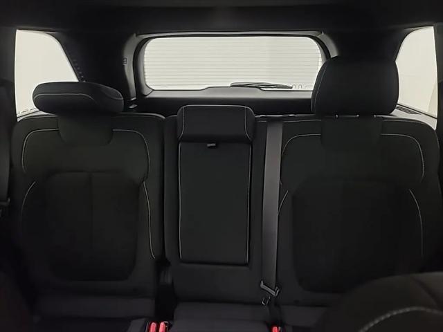 2024 Jeep Grand Cherokee Laredo X 4x4