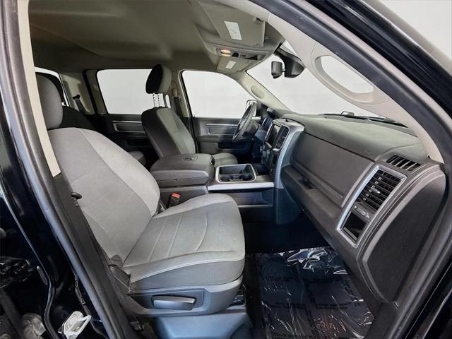 2023 Ram 1500 Classic SLT Crew Cab 4x2 5'7" Box
