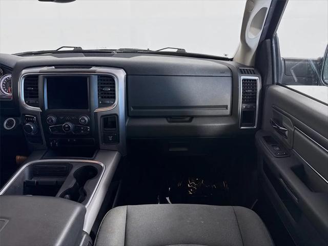 2023 Ram 1500 Classic SLT Crew Cab 4x2 5'7" Box