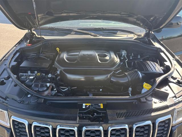 2022 Jeep Grand Cherokee Laredo E 4x4