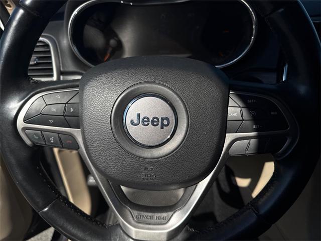 2022 Jeep Grand Cherokee Laredo E 4x4