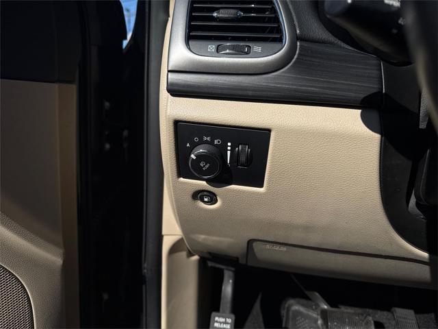 2022 Jeep Grand Cherokee Laredo E 4x4