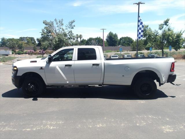 2025 Ram 3500 Tradesman Crew Cab 4x4 8' Box