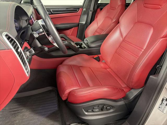 2023 Porsche Cayenne GTS