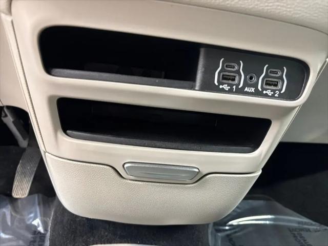 2021 Chrysler Pacifica Touring L AWD