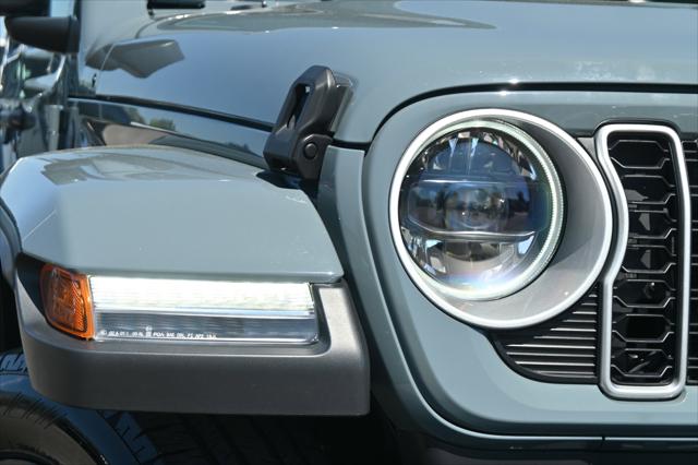 2025 Jeep Wrangler 4xe Sahara 4xe