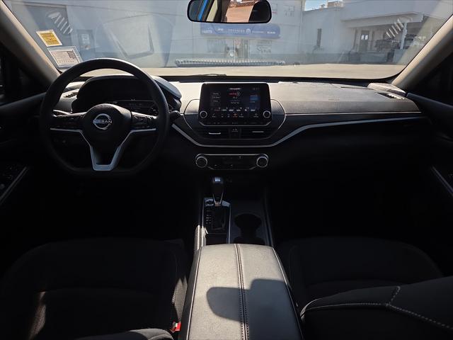 2025 Nissan Altima SV FWD
