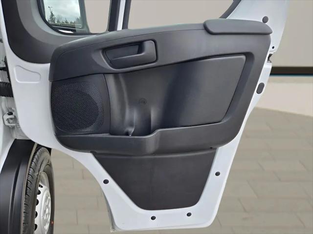 2025 Ram ProMaster 2500 Cargo Van Tradesman Low Roof 136" WB w/Pass Seat