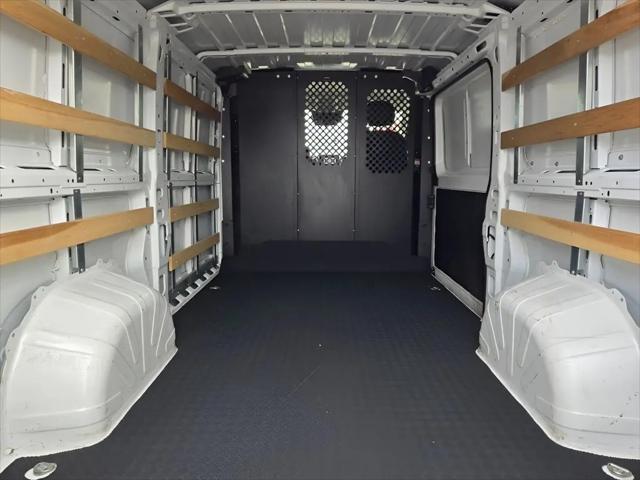 2025 Ram ProMaster 2500 Cargo Van Tradesman Low Roof 136" WB w/Pass Seat