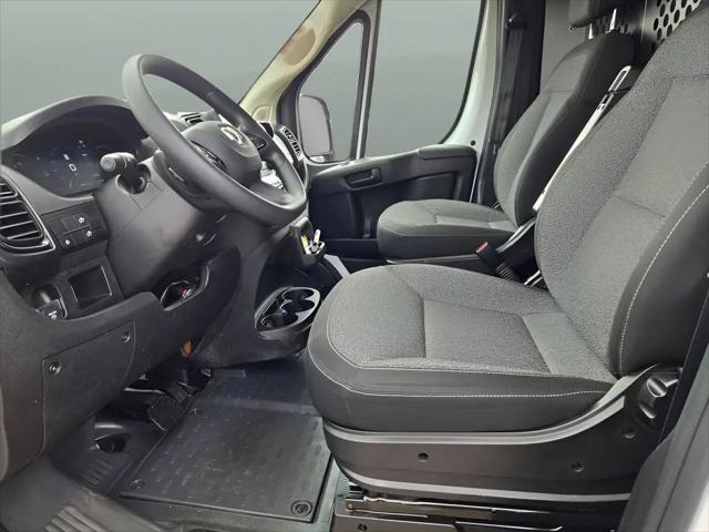 2025 Ram ProMaster 2500 Cargo Van Tradesman Low Roof 136" WB w/Pass Seat