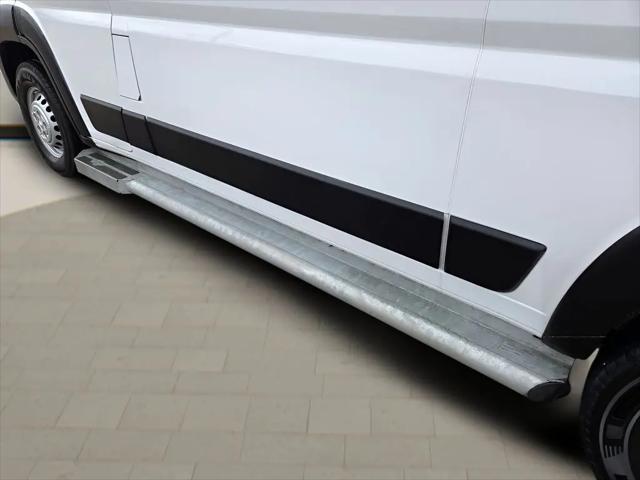2025 Ram ProMaster 2500 Cargo Van Tradesman Low Roof 136" WB w/Pass Seat