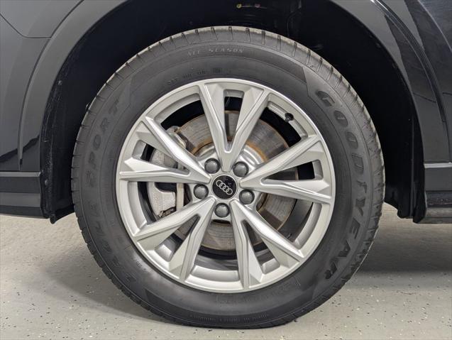 2025 Audi Q3 Premium 45 TFSI S line quattro Tiptronic
