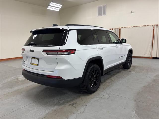 2024 Jeep Grand Cherokee L Altitude 4x4