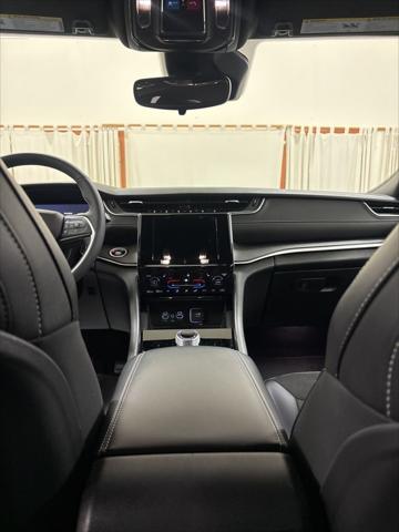 2024 Jeep Grand Cherokee L Altitude 4x4