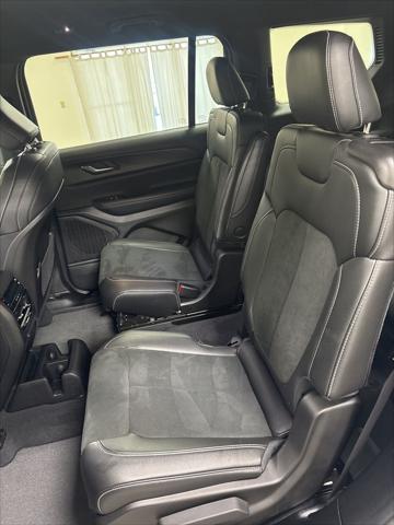 2024 Jeep Grand Cherokee L Altitude 4x4