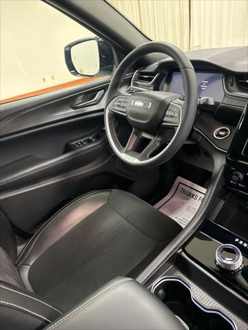 2024 Jeep Grand Cherokee L Altitude 4x4