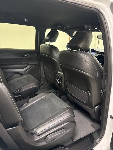 2024 Jeep Grand Cherokee L Altitude 4x4