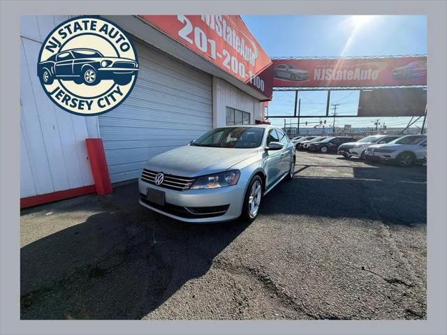 2012 Volkswagen Passat 2.5L SE for sale in Jersey City, NJ