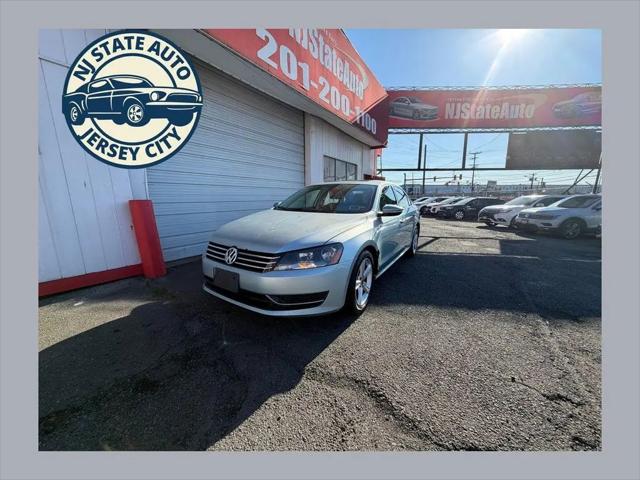 2012 Volkswagen Passat 2.5L SE for sale in Jersey City, NJ